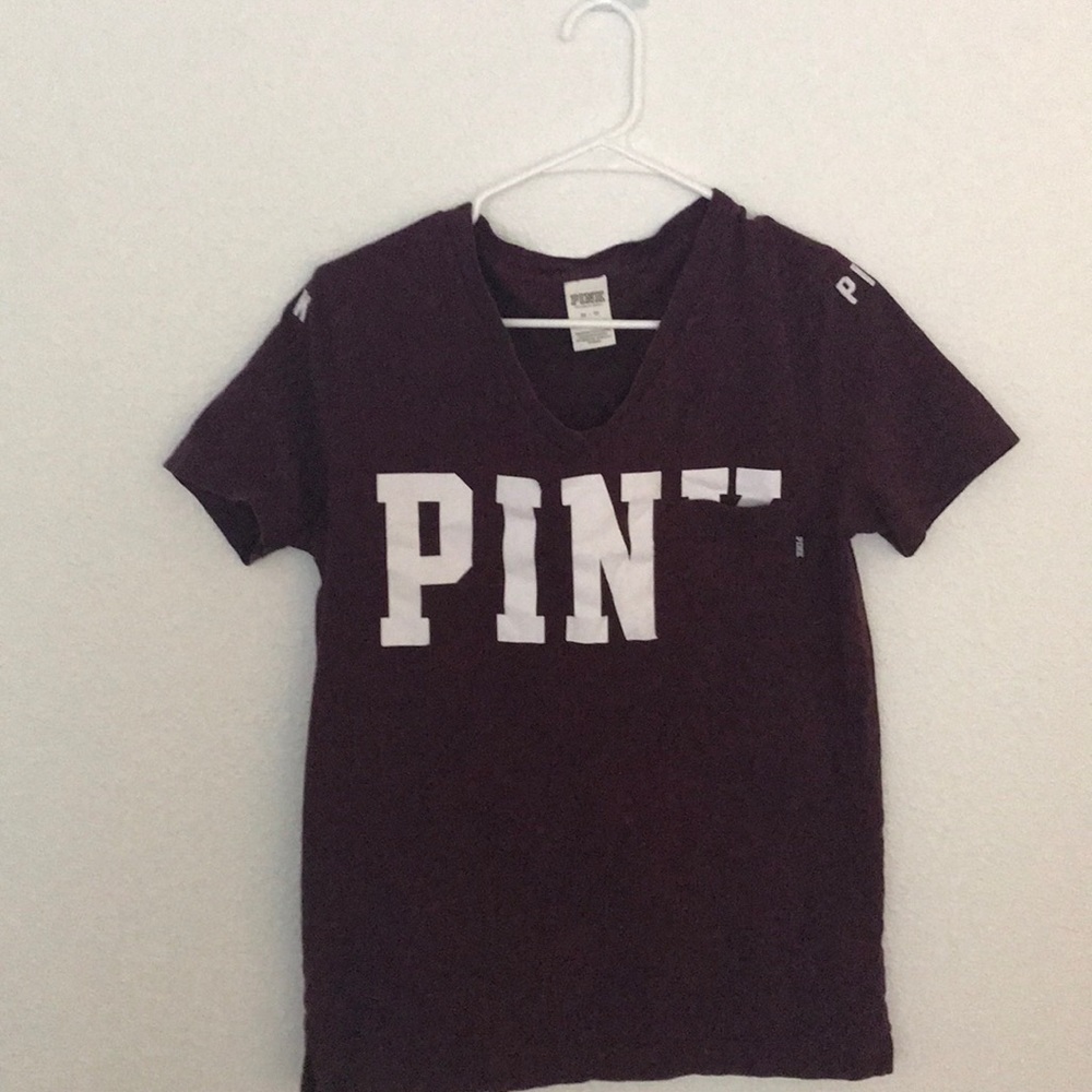 burgundy v neck pink tee